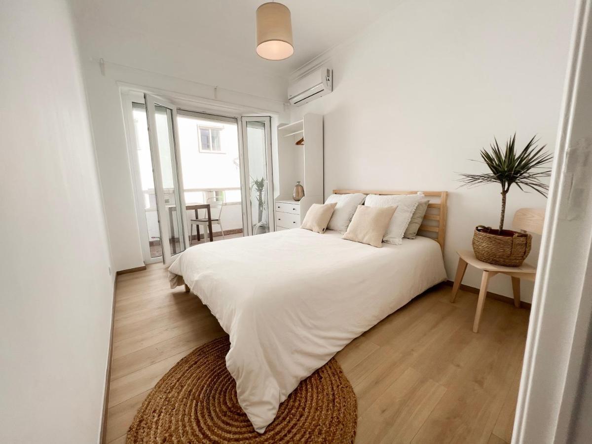 Capitao Ribeiro Surf House Apartment Costa da Caparica Exterior photo