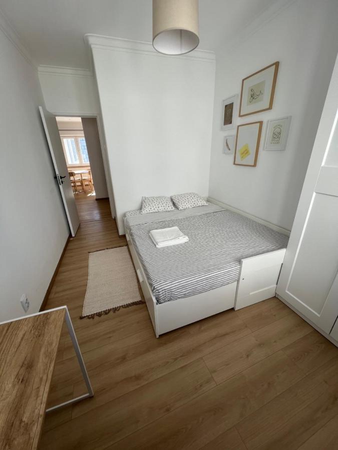 Capitao Ribeiro Surf House Apartment Costa da Caparica Exterior photo